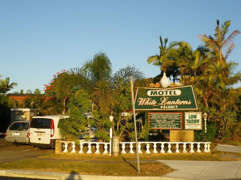 White Lanterns Motel - Accommodation Redcliffe 1