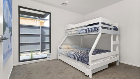 WHITEHAVEN - MORNINGTON - Accommodation Redcliffe 3