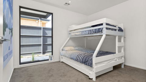 WHITEHAVEN - MORNINGTON - Accommodation Redcliffe 3