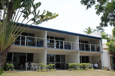 Whitehaven Beachfront Holiday Units - Accommodation Redcliffe 0