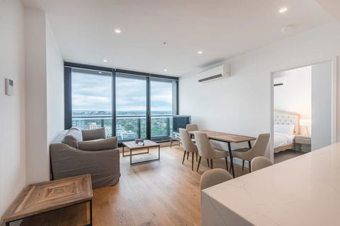 Whitehorse Tower 2 Bedroom 2 Bath - Accommodation Redcliffe 0