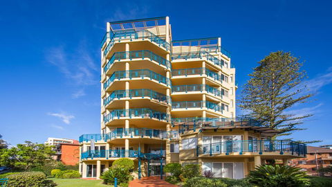 Whitesands 301 - Main Beach Location - Accommodation Redcliffe 0