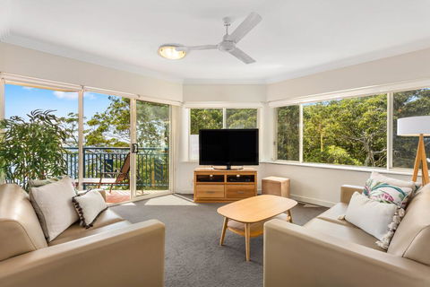 Whitesands 501 - Main Beach Location - Accommodation Redcliffe 3