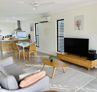 WHITSUNDAY brand new townhouse close to boardwalk - Accommodation Redcliffe