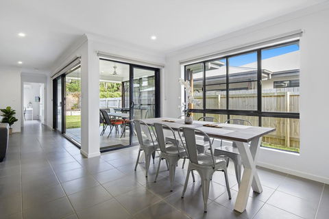 Whitsunday Family Escape - Accommodation Redcliffe 3