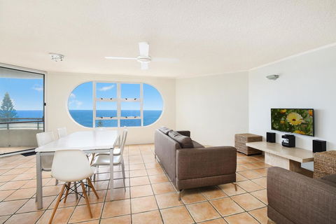 Wickham Cove Unit 10, 45 Albert Street. Kings Beach - Accommodation Redcliffe 3