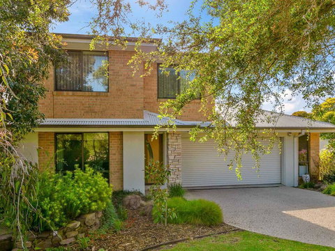 Wild Waves - Accommodation Redcliffe 0