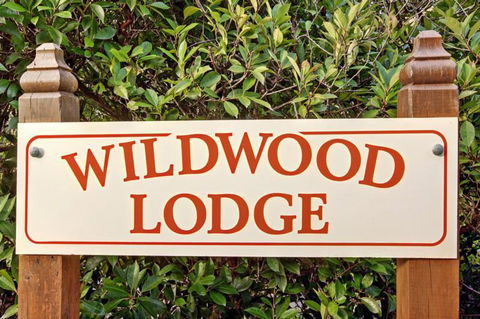 Wildwood Lodge - Accommodation Redcliffe 1