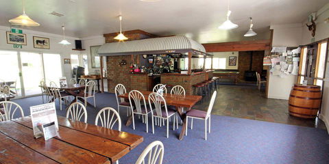 Willalooka Tavern - Accommodation Redcliffe 3