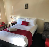 William Farrer Hotel - Accommodation Redcliffe