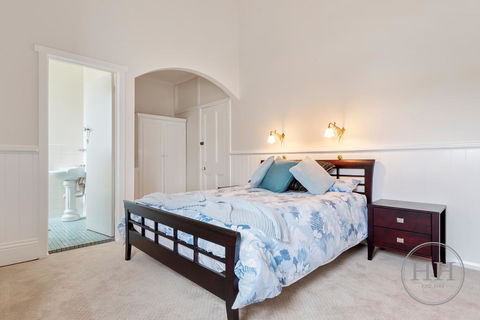 Windarra On High - Accommodation Redcliffe 2