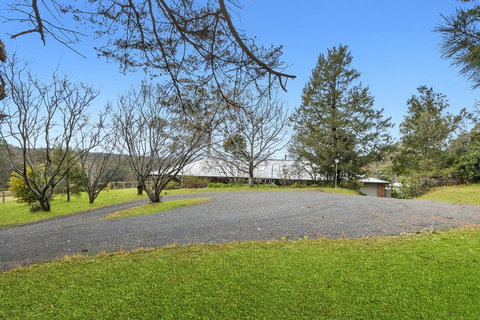 WINDARRI - Accommodation Redcliffe 2