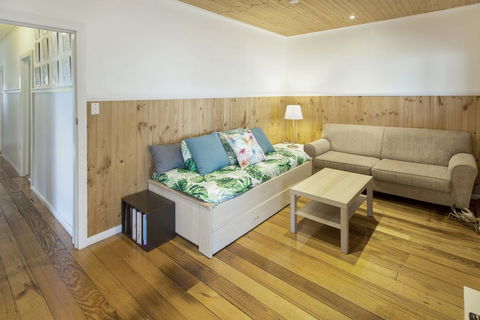 Windsong - Pet Friendly, Wifi And Close To Water - Accommodation Redcliffe 3