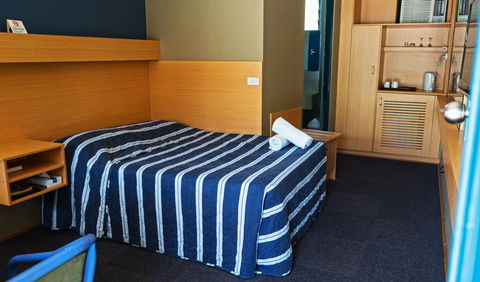 Windsor Motel - Accommodation Redcliffe 2