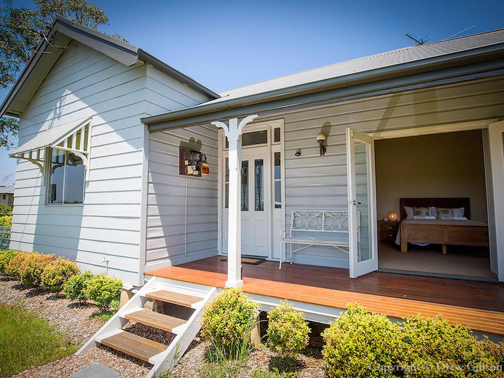 Paxton ACT Accommodation Redcliffe
