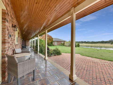 Wine Country Homestead Estate - Accommodation Redcliffe 2