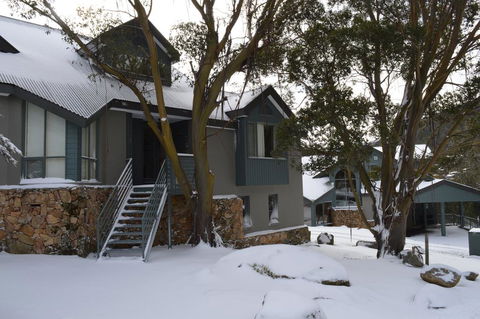 Wintergreen 10 - Accommodation Redcliffe 1