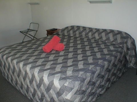 Winton Outback Motel - Accommodation Redcliffe 2