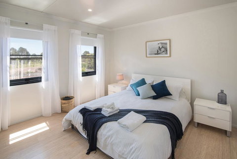 Wirraway Luxury Chalet - Accommodation Redcliffe 3