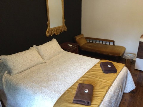 Wisemans Inn - Accommodation Redcliffe 2