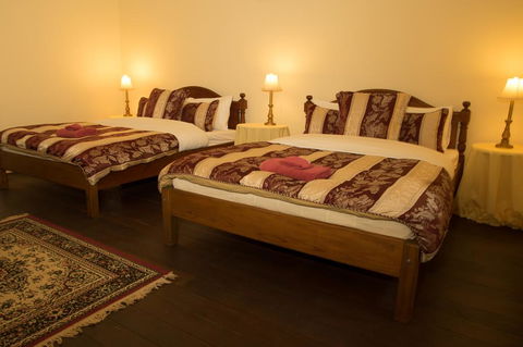 Wooleen Station - Accommodation Redcliffe 3