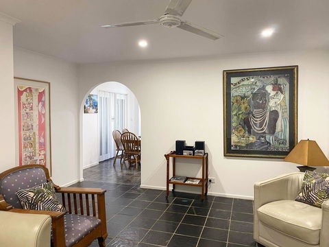 Woorim Secluded Palms Cottage - Accommodation Redcliffe 3