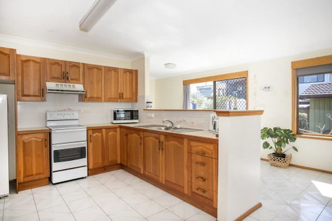 Wooroonga Crescent 9 Kioloa NSW 2539 - Accommodation Redcliffe 1