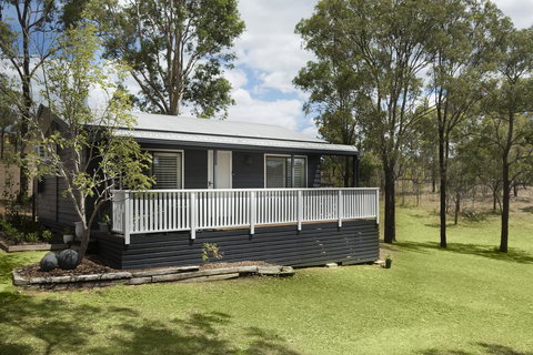 Worthington's Guest Cottage - Accommodation Redcliffe 0