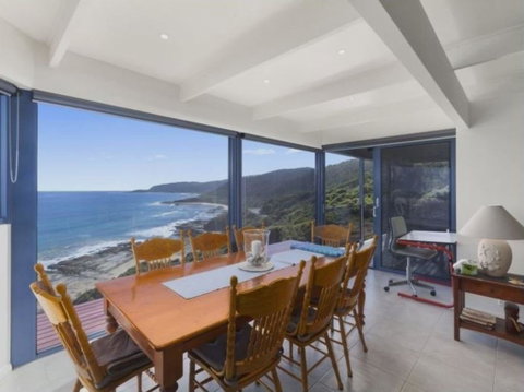 Wye Escape With Amazing Sweeping Ocean Views - Accommodation Redcliffe 1