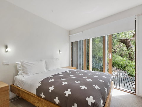 Wye View Architecturally Designed Stunning Views - Accommodation Redcliffe 2