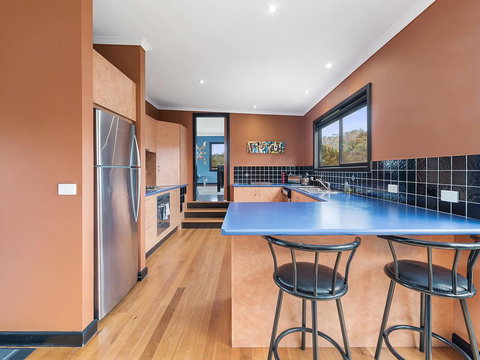Wye Vista - Accommodation Redcliffe 3