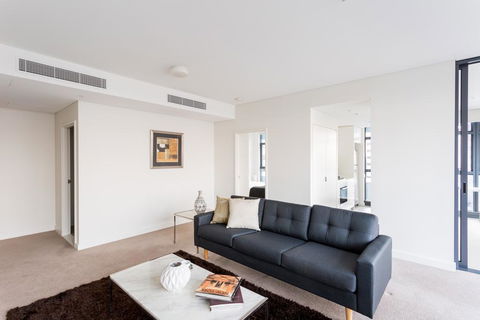 Wyndel Apartments Chatswood - Premium Apartment - Accommodation Redcliffe 0