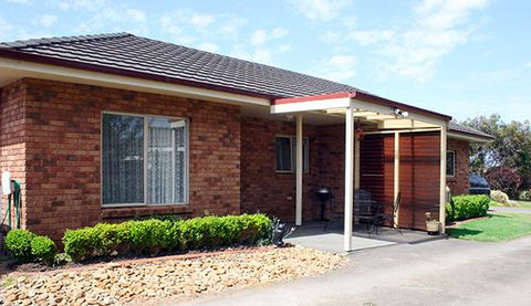 Wypinga B&B - Pet Friendly - Accommodation Redcliffe 0