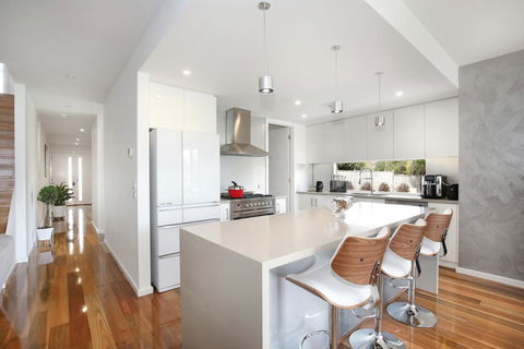 Xus Residence - Accommodation Redcliffe 3