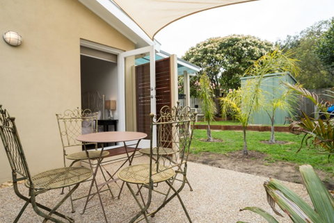Xanadu Shores - Accommodation Redcliffe 2