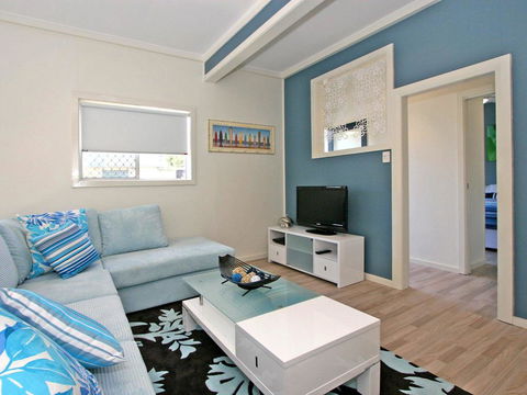 Yamba Daze - Sunrise - Pet Friendly - Accommodation Redcliffe 1