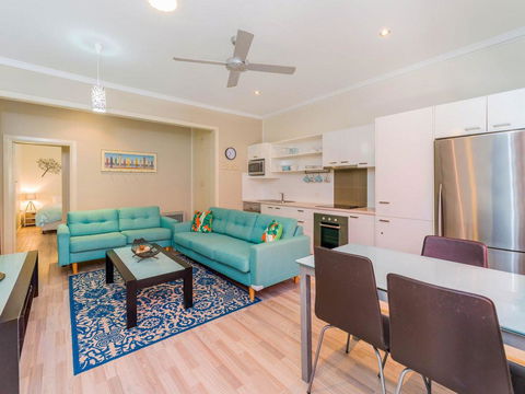 Yamba Daze - Sunset - Pet Friendly - Accommodation Redcliffe 1
