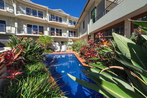 Yamba Beach Motel - Accommodation Redcliffe 0