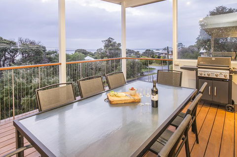 Yaringa - Accommodation Redcliffe 1