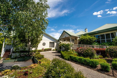 Yarra Gables - Accommodation Redcliffe 1