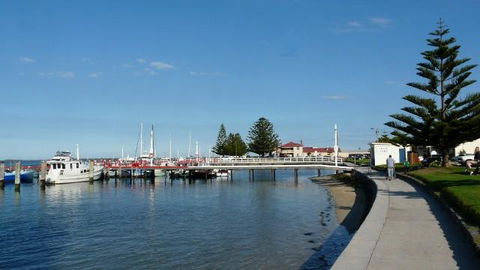 Yarram Holiday Park - Accommodation Redcliffe 3