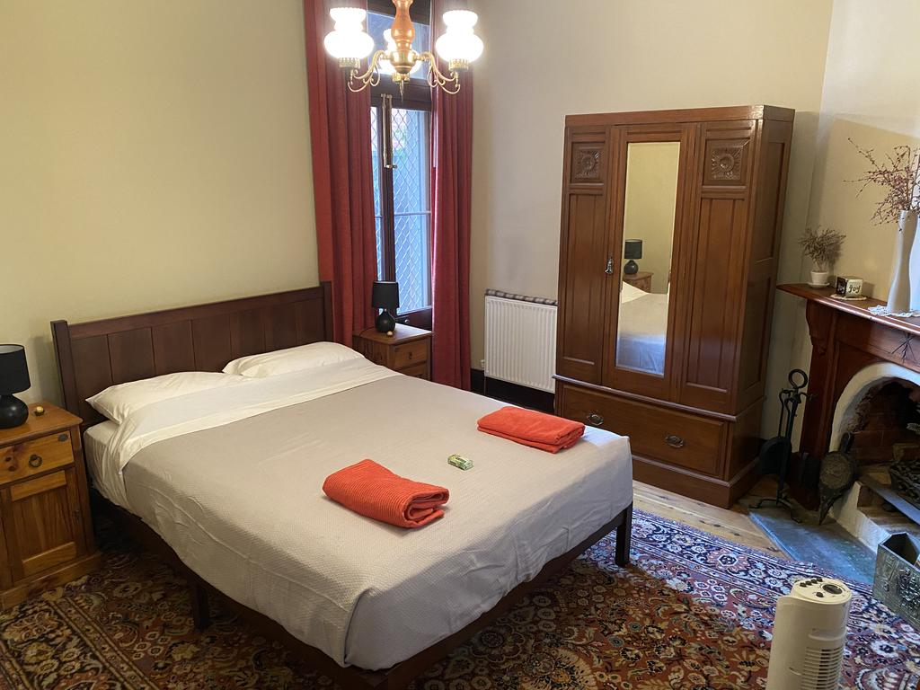 Narrangullen NSW Accommodation Redcliffe