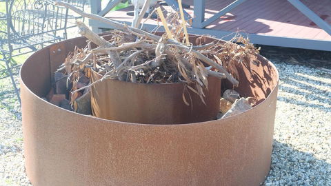 Yea Wood Duck Cabin - Accommodation Redcliffe 2