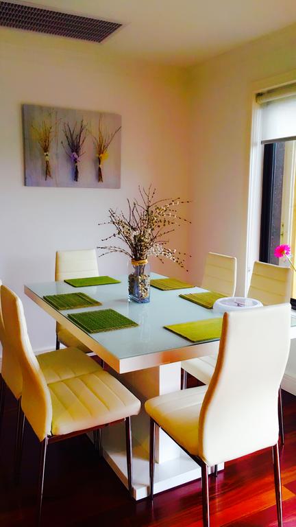 Yes Holiday Home - Accommodation Redcliffe 3