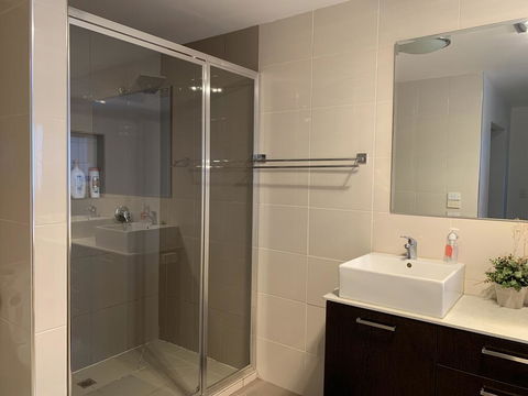 Yes Home - Accommodation Redcliffe 2