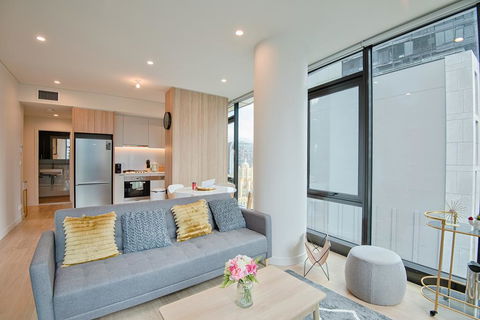 York & George - Accommodation Redcliffe 2