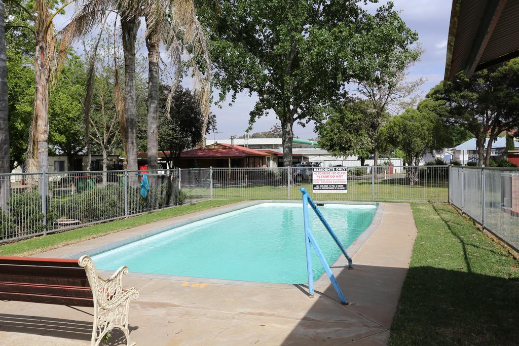 Young NSW Accommodation Redcliffe