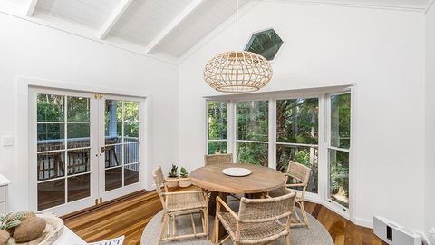 Your Luxury Escape - Bel Ombre - Palm Tree Retreat - Accommodation Redcliffe 2