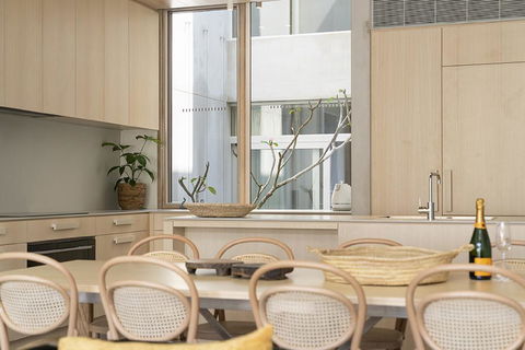 Your Luxury Escape - Driftwood Two At Clarkes Beach - Accommodation Redcliffe 1