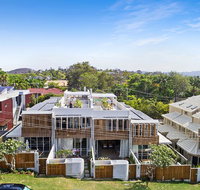 Your Luxury Escape - Driftwood Two at Clarkes Beach - Accommodation Redcliffe